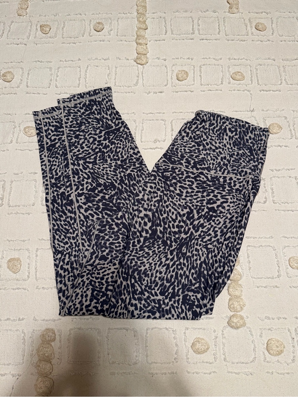 aerie Navy and White Animal Print Leggings